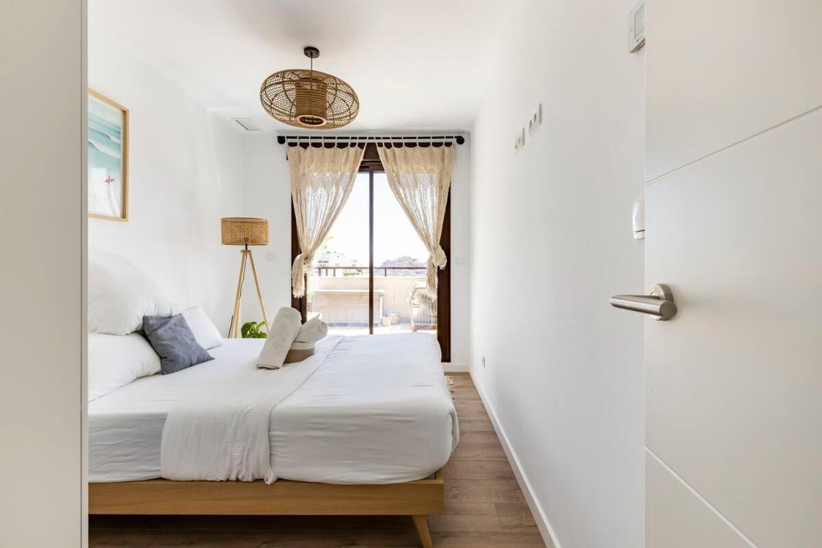 Luxury Designer Apartment - Unbeatable Sea Views Águilas Esterno foto