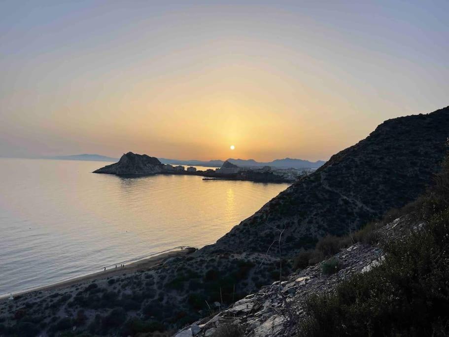 Luxury Designer Apartment - Unbeatable Sea Views Águilas Esterno foto