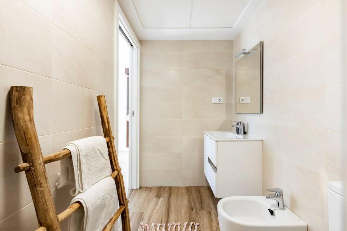 Luxury Designer Apartment - Unbeatable Sea Views Águilas Esterno foto